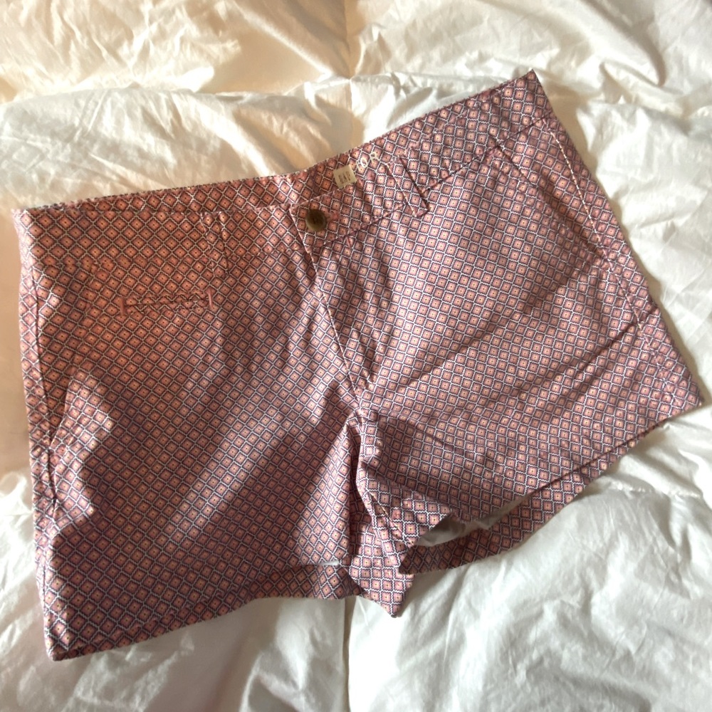 Gap pink shorts